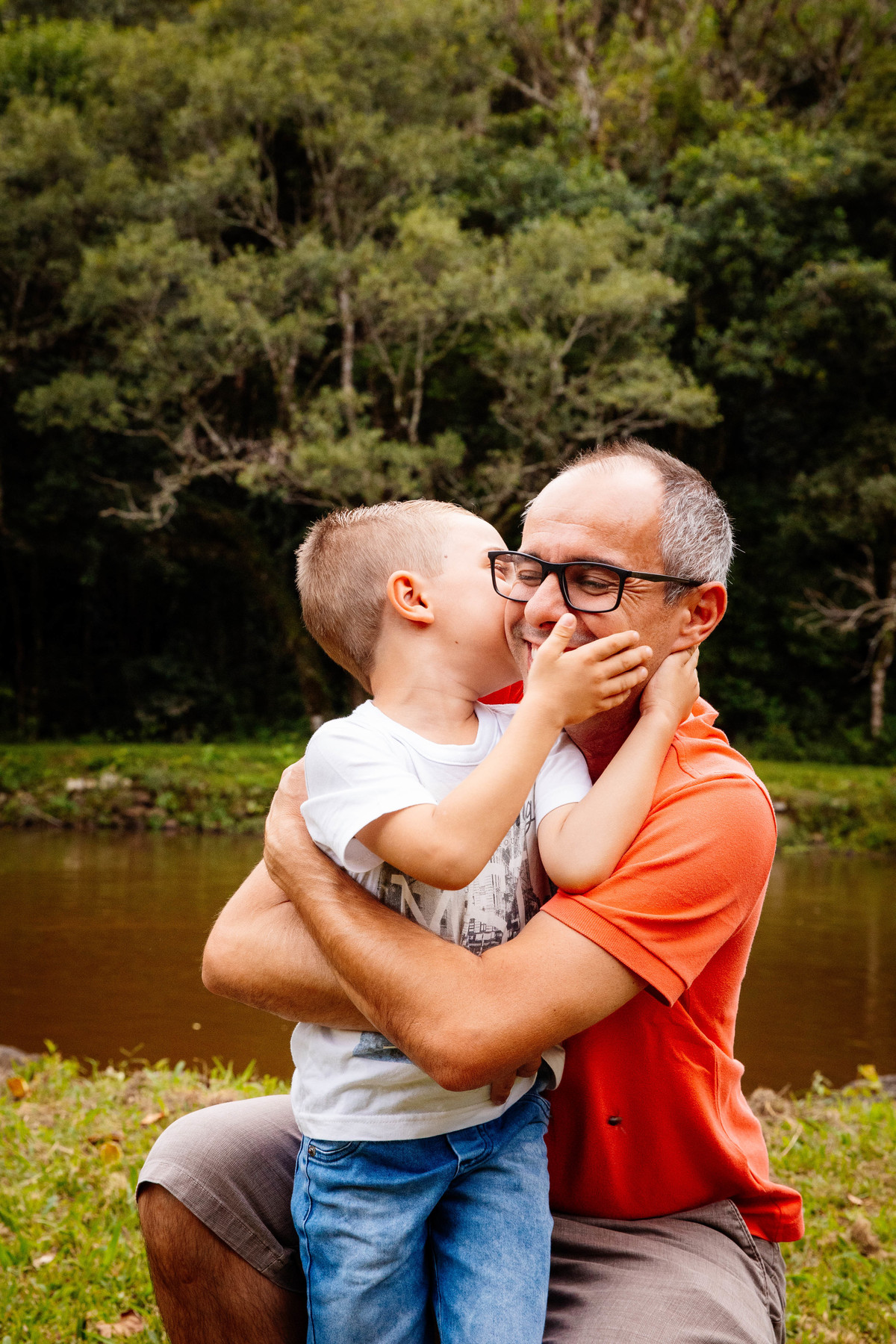 crianças infantil aline bortolini fotografia fotógrafa em garibaldi fotografia garibaldi fotografia externa fotos em família fotografia infantil vale dos vinhedos serra gaúcha porto seguro amor e afeto Essência porto seguro, virtudes, lar, família
