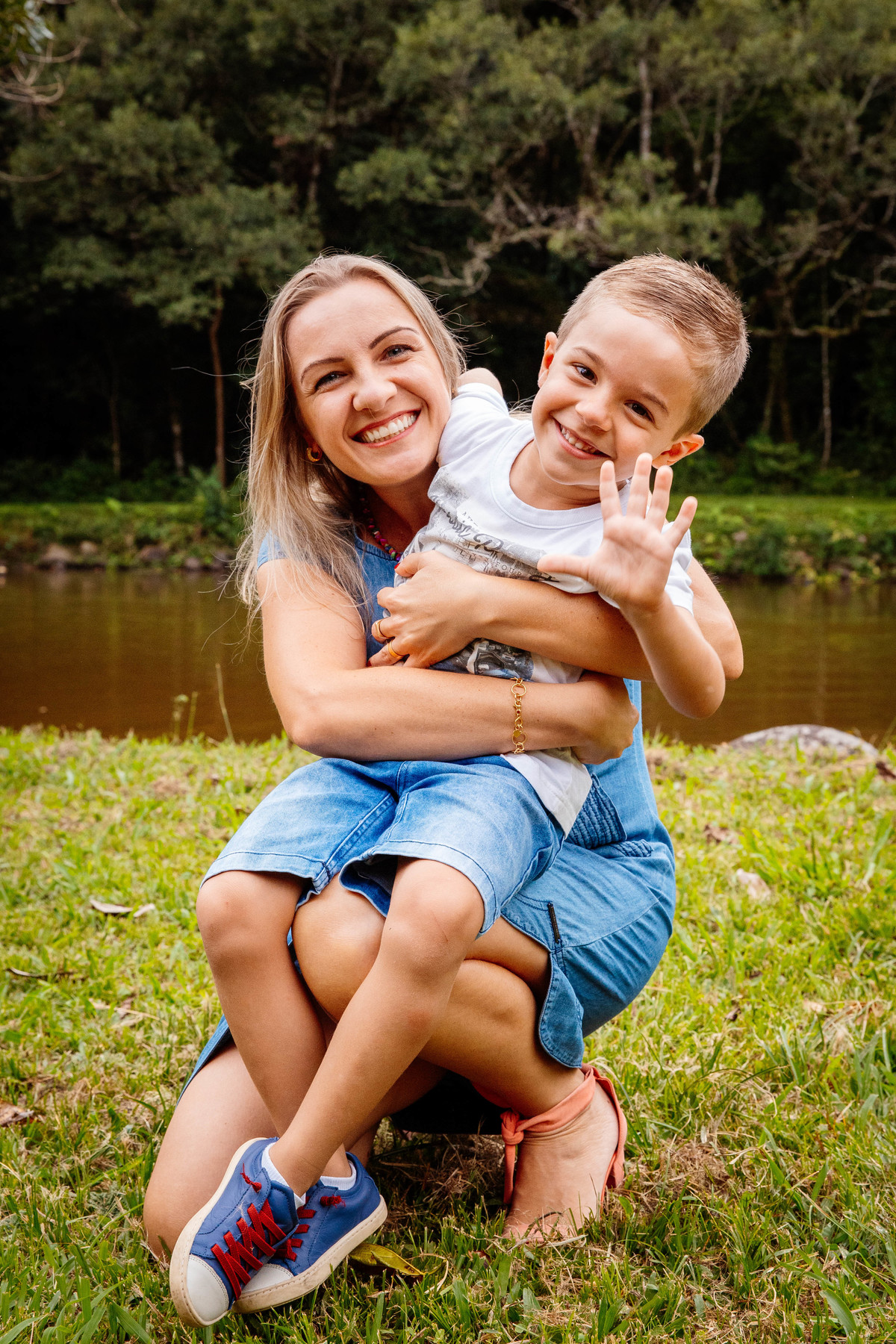 crianças infantil aline bortolini fotografia fotógrafa em garibaldi fotografia garibaldi fotografia externa fotos em família fotografia infantil vale dos vinhedos serra gaúcha porto seguro amor e afeto Essência porto seguro, virtudes, lar, família