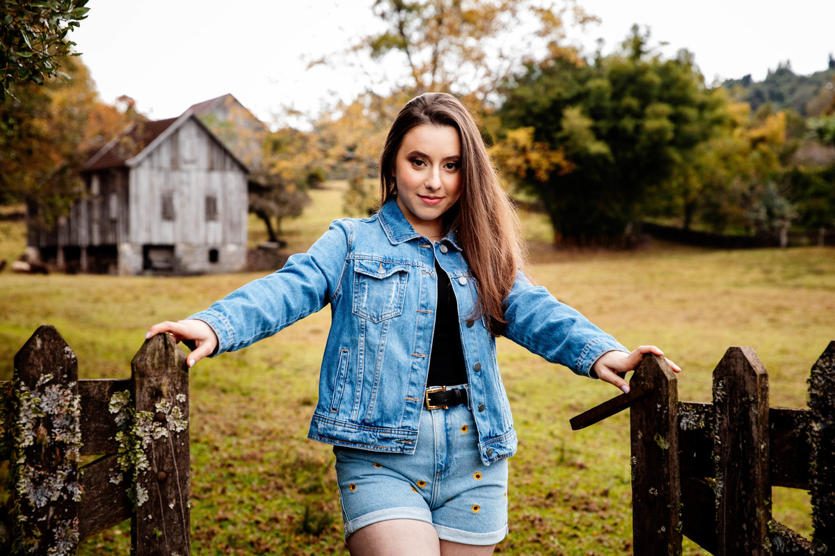 Ensaio externo ensaio de 15 15 anos ensaio fotográfico Serra Gaúcha Debutantes Aline Bortolini fotografia garibaldi - RS Vale dos Vinhedos Aline Bortolini Fotografia meu 15 villa fitarelli 2021 debutante inverno fotografia externa fotografia de família 