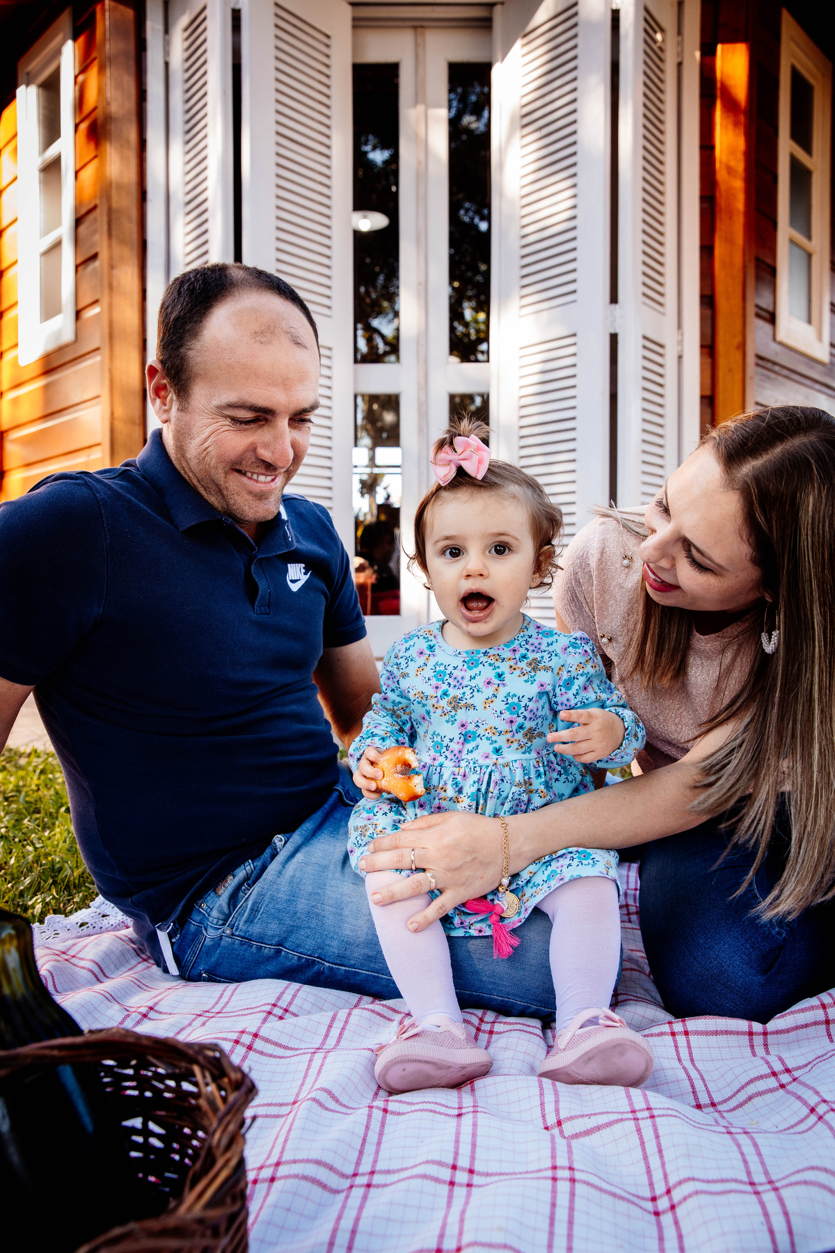 crianças infantil aline bortolini fotografia fotógrafa em garibaldi fotografia garibaldi fotografia externa fotos em família fotografia infantil vale dos vinhedos serra gaúcha porto seguro amor e afeto Essência porto seguro, virtudes, lar, família 