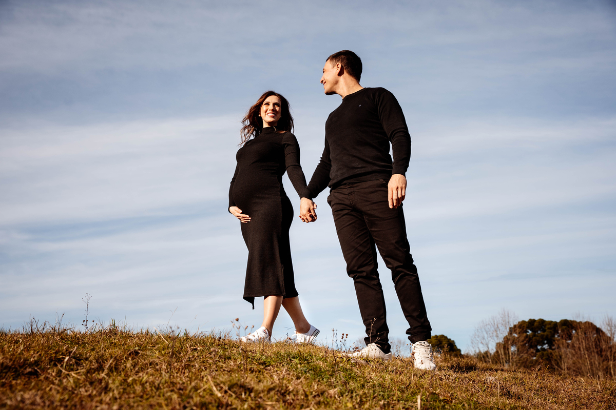 Ensaio Gestante Gestação  Bebê à Bordo Fotografia de gestante Fotógrafos em Garibaldi Fotografia em garibaldi Aline Bortolini Aline Bortolini Fotografia Fotografia em Bento Gonçalves Doce espera Fotografia no vale dos vinhedos Mãe de menina