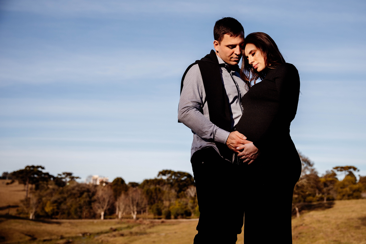 Ensaio Gestante Gestação  Bebê à Bordo Fotografia de gestante Fotógrafos em Garibaldi Fotografia em garibaldi Aline Bortolini Aline Bortolini Fotografia Fotografia em Bento Gonçalves Doce espera Fotografia no vale dos vinhedos Mãe de menina
