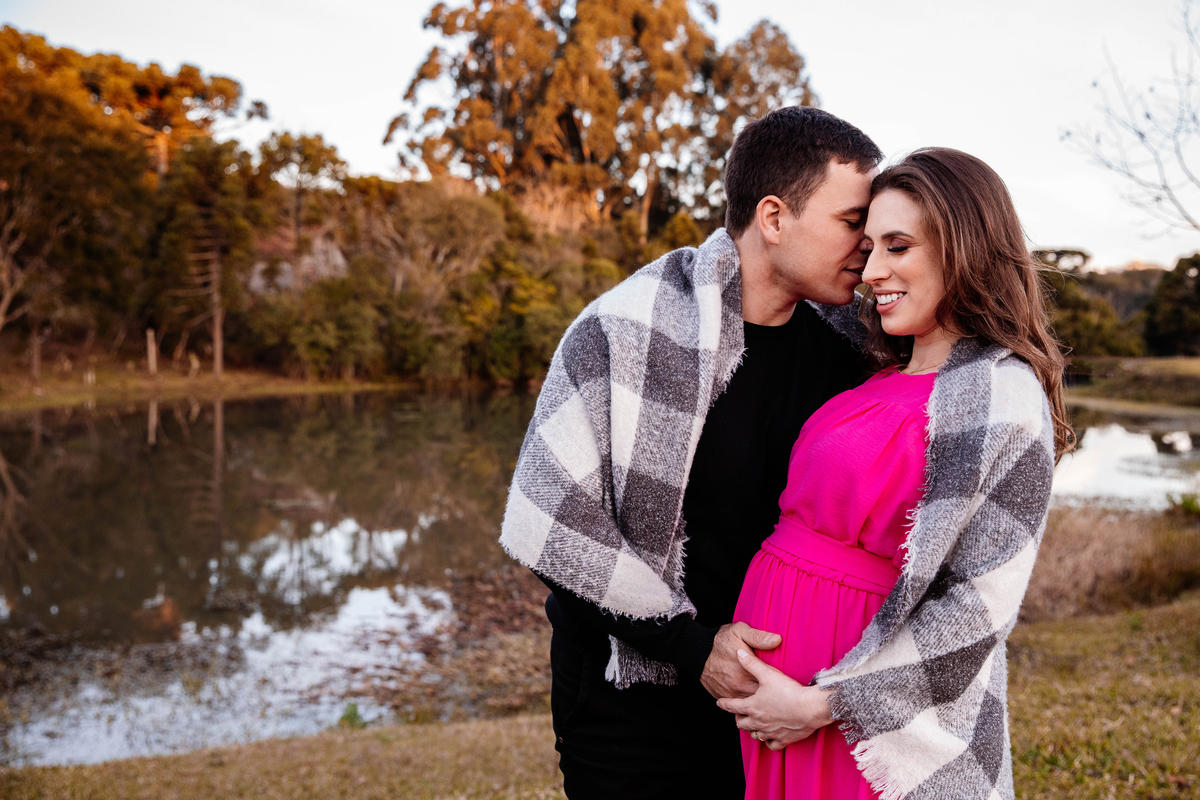 Ensaio Gestante Gestação  Bebê à Bordo Fotografia de gestante Fotógrafos em Garibaldi Fotografia em garibaldi Aline Bortolini Aline Bortolini Fotografia Fotografia em Bento Gonçalves Doce espera Fotografia no vale dos vinhedos Mãe de menina