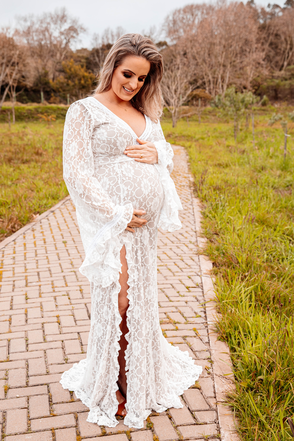 Ensaio Gestante Gestação  Bebê à Bordo Fotografia de gestante Fotógrafos em Garibaldi Fotografia em garibaldi Aline Bortolini Aline Bortolini Fotografia Fotografia em Bento Gonçalves Doce espera Fotografia no vale dos vinhedos Mãe de menino dog família