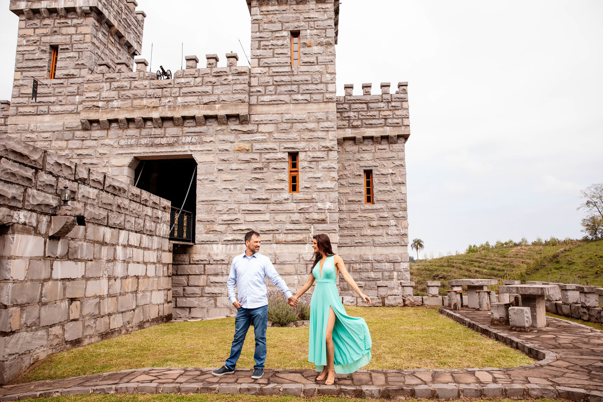 
Ensaio de casal
Aline Bortolini Fotografia
Fotógrafo no vale dos vinhedos
Case na Serra Gaúcha