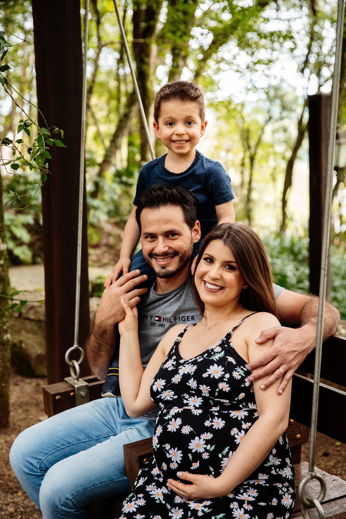 Ensaio Gestante Gestação  Bebê à Bordo Fotografia de gestante Fotógrafos em Garibaldi Fotografia em garibaldi Aline Bortolini Aline Bortolini Fotografia Fotografia em Bento Gonçalves Doce espera Fotografia no vale dos vinhedos Mãe de menino família