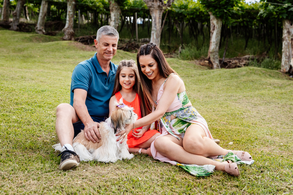 crianças infantil aline bortolini fotografia fotógrafa em garibaldi fotografia garibaldi fotografia externa fotos em família fotografia infantil vale dos vinhedos serra gaúcha porto seguro amor e afeto Essência porto seguro, virtudes, lar, família