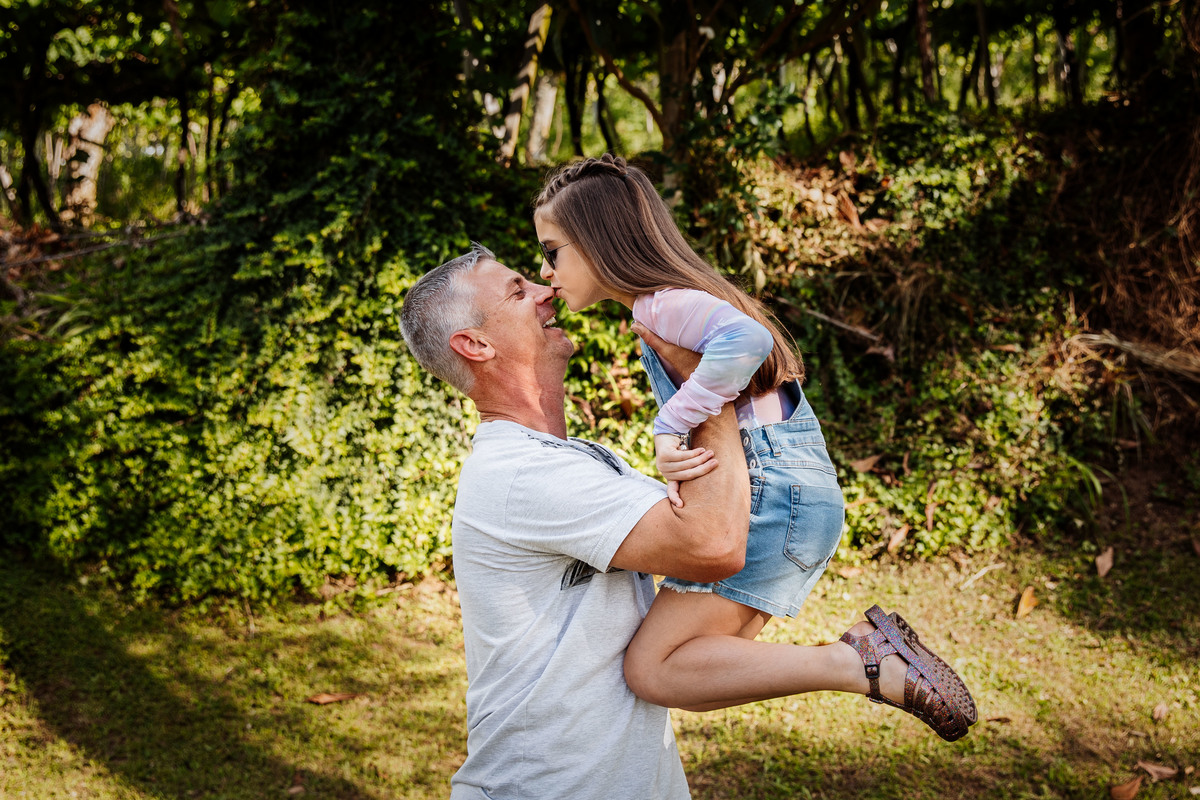 crianças infantil aline bortolini fotografia fotógrafa em garibaldi fotografia garibaldi fotografia externa fotos em família fotografia infantil vale dos vinhedos serra gaúcha porto seguro amor e afeto Essência porto seguro, virtudes, lar, família