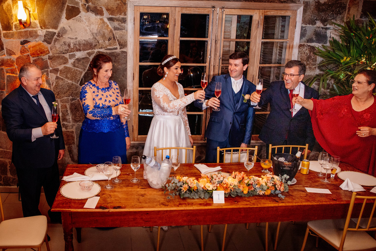 Aline Bortolini Fotografia

Fotógrafo no vale dos vinhedos

Case na Serra Gaúcha

casamento em Garibaldi 