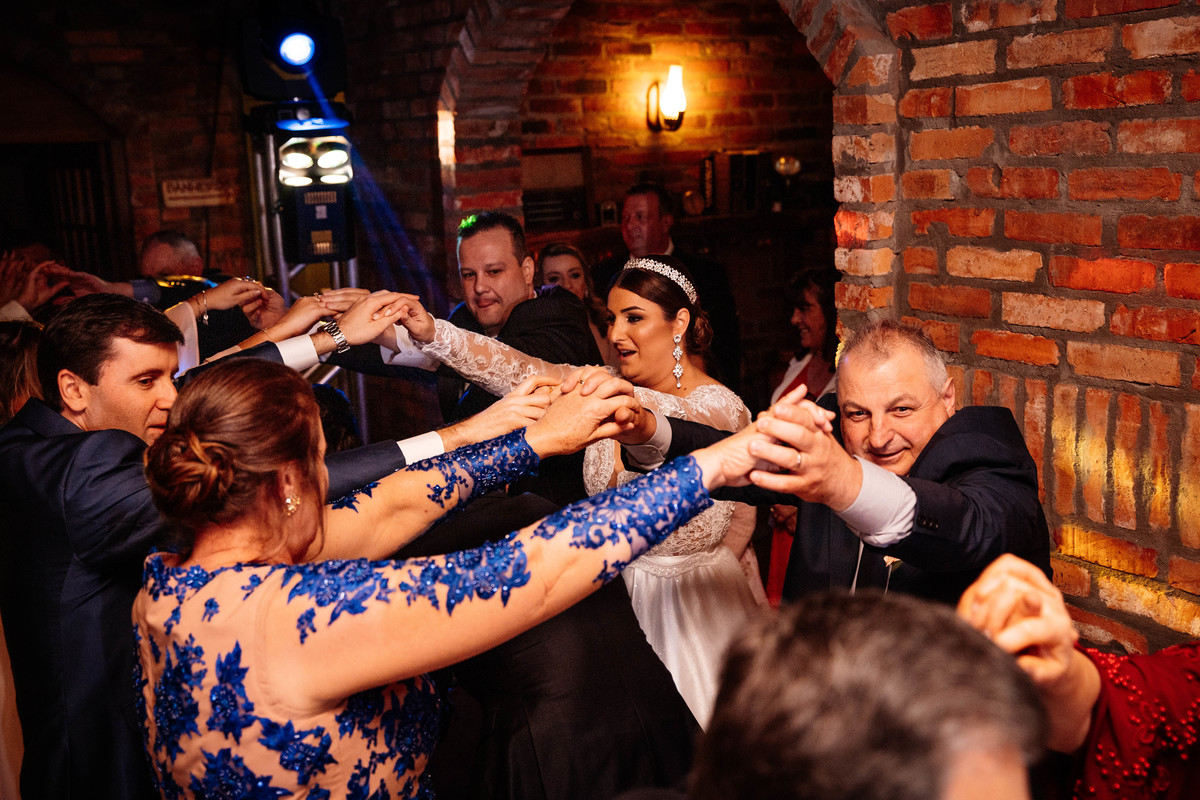 Aline Bortolini Fotografia

Fotógrafo no vale dos vinhedos

Case na Serra Gaúcha

casamento em Garibaldi 