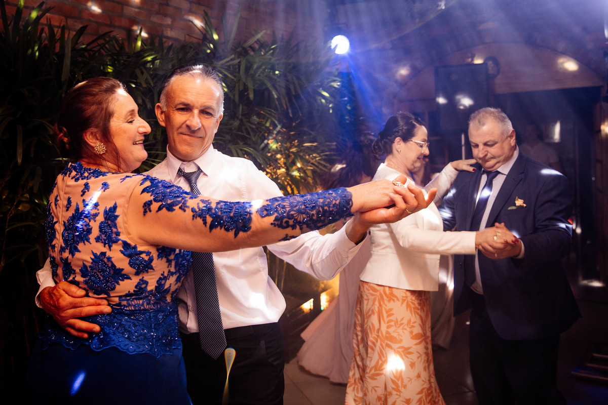 Aline Bortolini Fotografia

Fotógrafo no vale dos vinhedos

Case na Serra Gaúcha

casamento em Garibaldi 