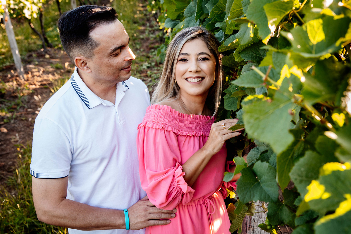 Vinhedos Amor História Fotografia Aline Bortolini Fotografia Fotógrafo no vale dos vinhedos Case na Serra Gaúcha Garibaldi Bento Gonçalves Ensaio de casal Ensaio externo Bodas de prata Vinho Celebração