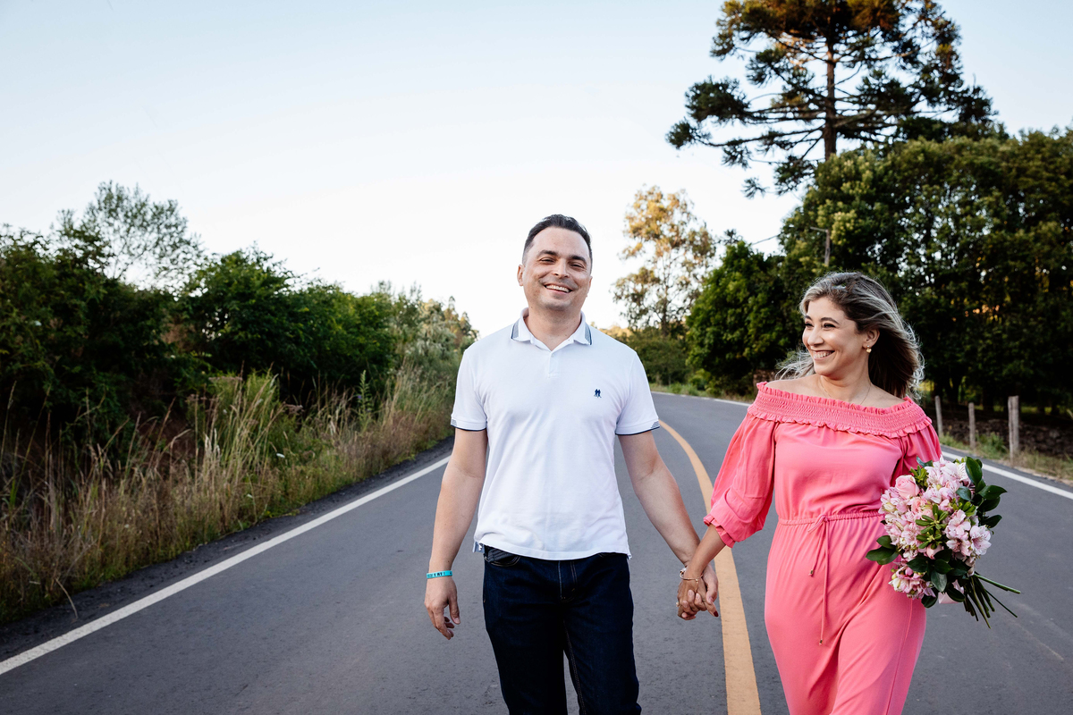 Vinhedos Amor História Fotografia Aline Bortolini Fotografia Fotógrafo no vale dos vinhedos Case na Serra Gaúcha Garibaldi Bento Gonçalves Ensaio de casal Ensaio externo Bodas de prata Vinho Celebração