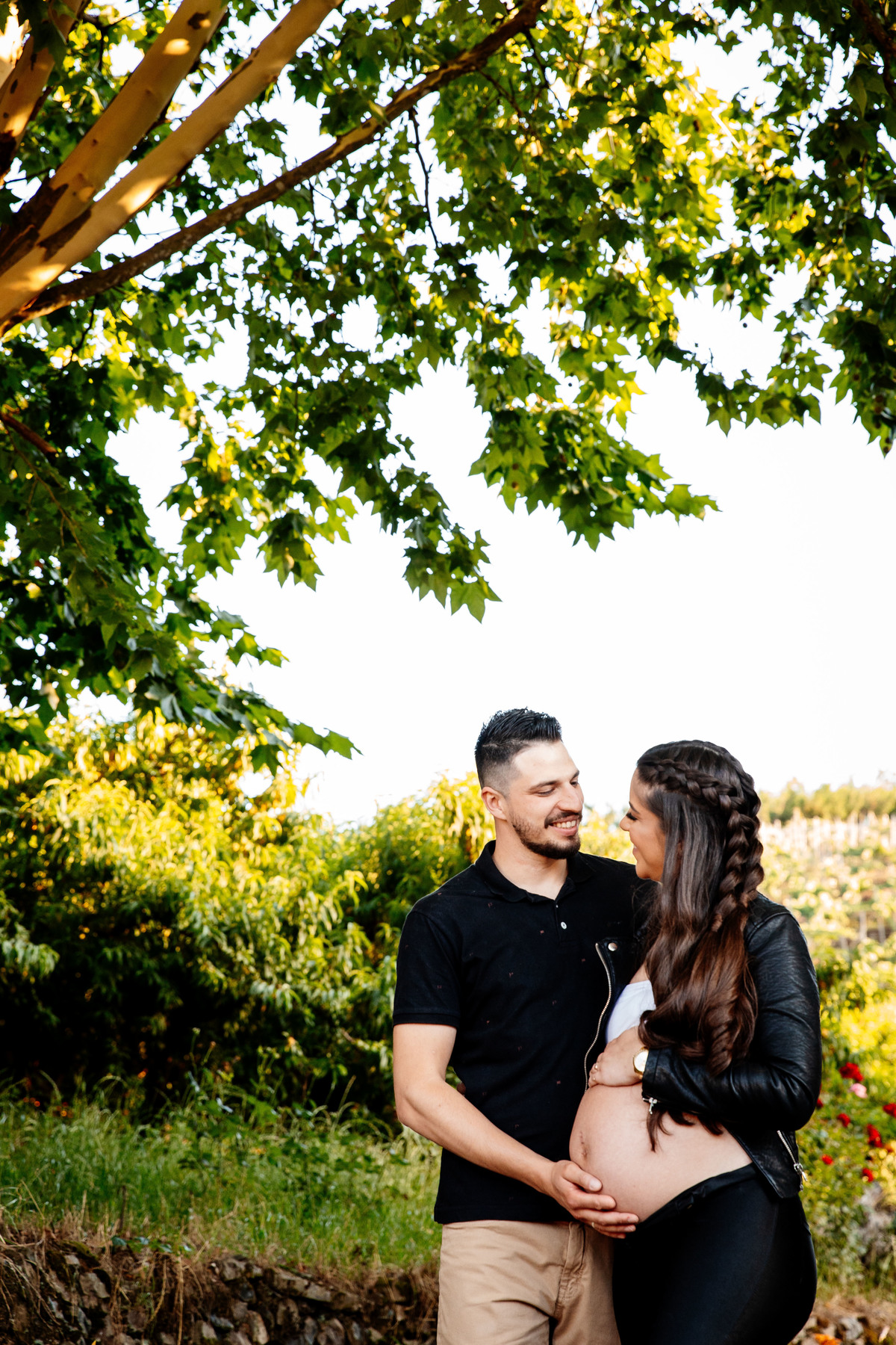 Ensaio Gestante Gestação  Bebê à Bordo Fotografia de gestante Fotógrafos em Garibaldi Fotografia em garibaldi Aline Bortolini Aline Bortolini Fotografia Fotografia em Bento Gonçalves Doce espera Fotografia no vale dos vinhedos Mãe de menino família