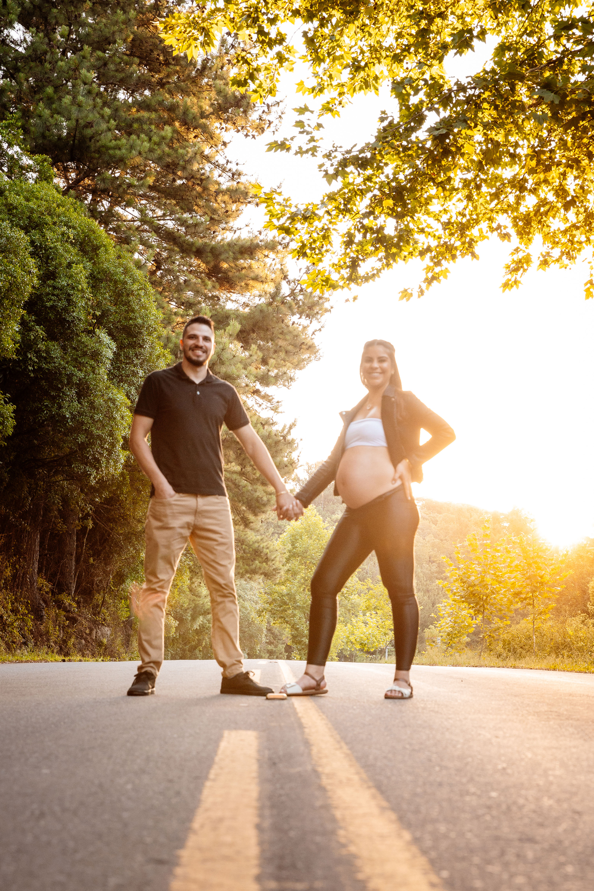 Ensaio Gestante Gestação  Bebê à Bordo Fotografia de gestante Fotógrafos em Garibaldi Fotografia em garibaldi Aline Bortolini Aline Bortolini Fotografia Fotografia em Bento Gonçalves Doce espera Fotografia no vale dos vinhedos Mãe de menino família