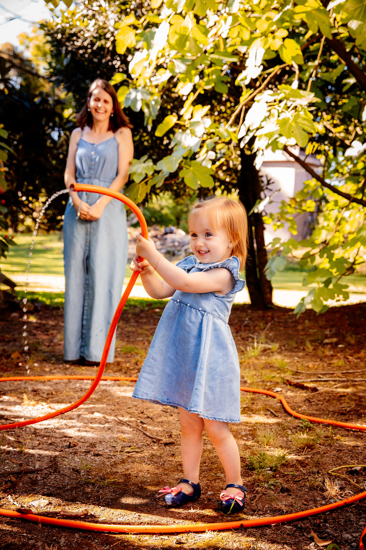 crianças infantil aline bortolini fotografia fotógrafa em garibaldi fotografia garibaldi fotografia externa fotos em família fotografia infantil vale dos vinhedos serra gaúcha porto seguro amor e afeto Essência porto seguro, virtudes, lar, família 