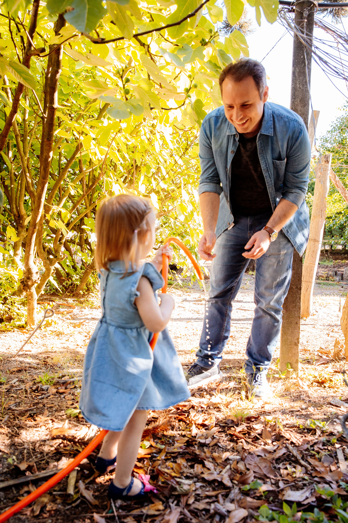 crianças infantil aline bortolini fotografia fotógrafa em garibaldi fotografia garibaldi fotografia externa fotos em família fotografia infantil vale dos vinhedos serra gaúcha porto seguro amor e afeto Essência porto seguro, virtudes, lar, família 