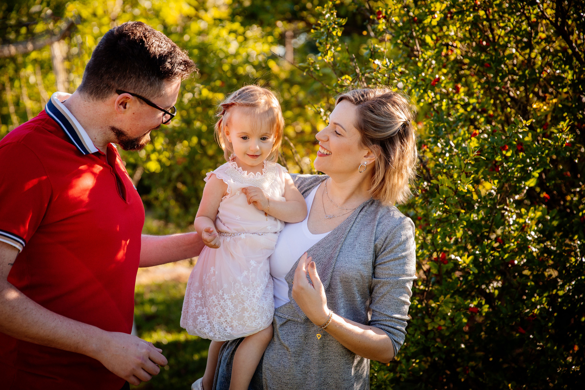 crianças infantil aline bortolini fotografia fotógrafa em garibaldi fotografia garibaldi fotografia externa fotos em família fotografia infantil vale dos vinhedos serra gaúcha porto seguro amor e afeto Essência porto seguro, virtudes, lar, família 