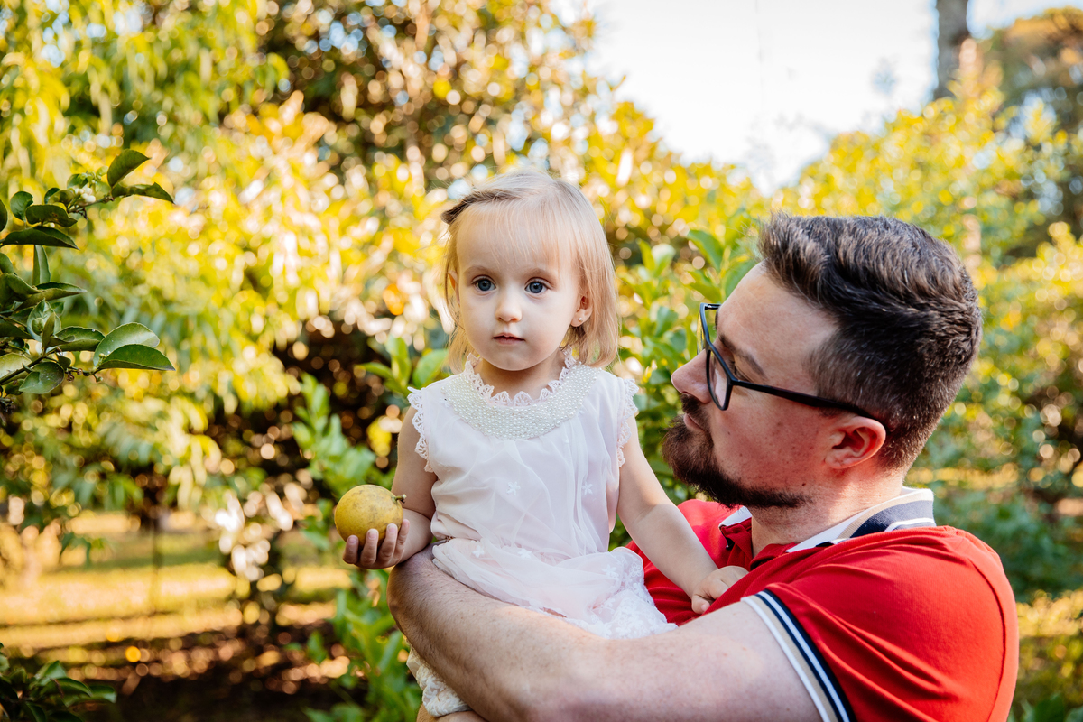 crianças infantil aline bortolini fotografia fotógrafa em garibaldi fotografia garibaldi fotografia externa fotos em família fotografia infantil vale dos vinhedos serra gaúcha porto seguro amor e afeto Essência porto seguro, virtudes, lar, família 