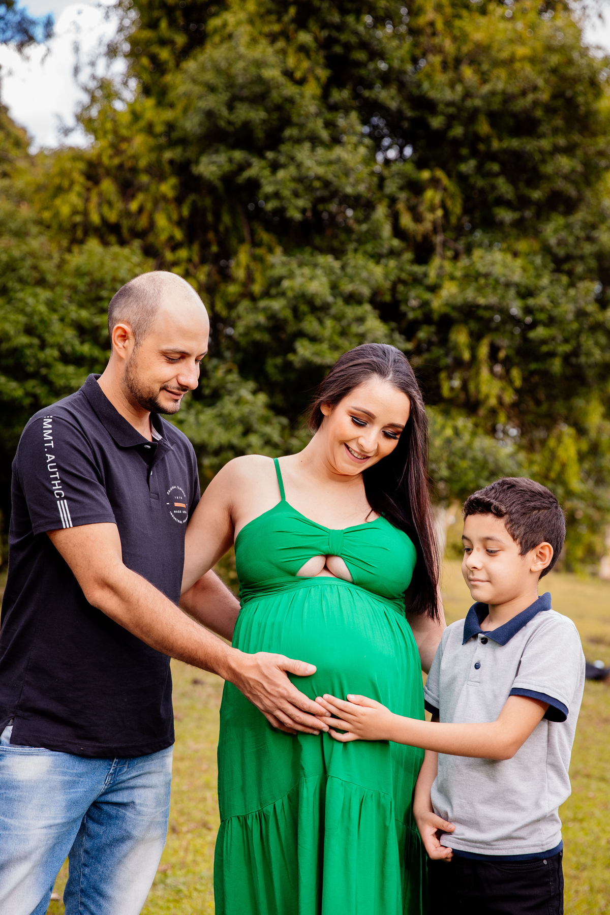 Ensaio Gestante Gestação  Bebê à Bordo Fotografia de gestante Fotógrafos em Garibaldi Fotografia em garibaldi Aline Bortolini Aline Bortolini Fotografia Fotografia em Bento Gonçalves Doce espera Fotografia no vale dos vinhedos Mãe de menino família