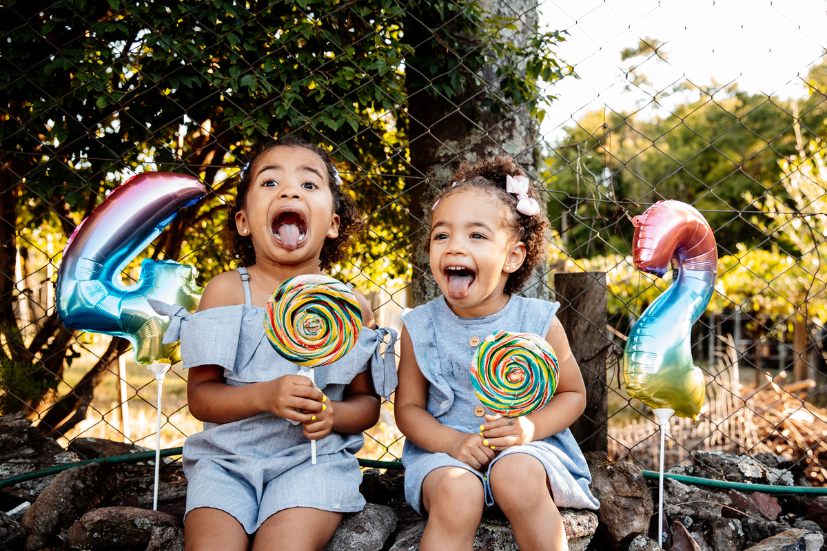 crianças infantil aline bortolini fotografia fotógrafa em garibaldi fotografia garibaldi fotografia externa fotos em família fotografia infantil vale dos vinhedos serra gaúcha porto seguro amor e afeto Essência porto seguro, virtudes, lar, família 