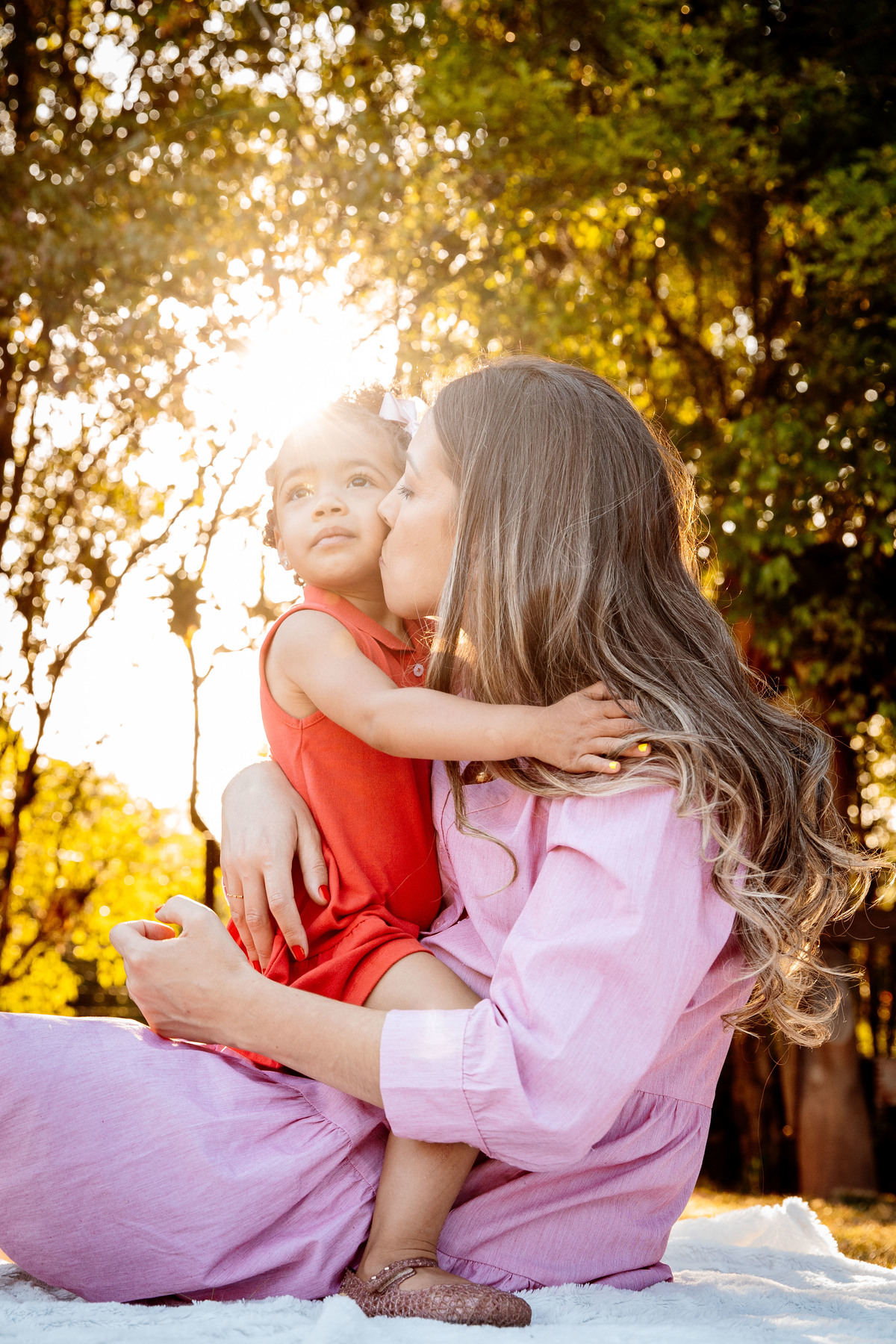 crianças infantil aline bortolini fotografia fotógrafa em garibaldi fotografia garibaldi fotografia externa fotos em família fotografia infantil vale dos vinhedos serra gaúcha porto seguro amor e afeto Essência porto seguro, virtudes, lar, família 