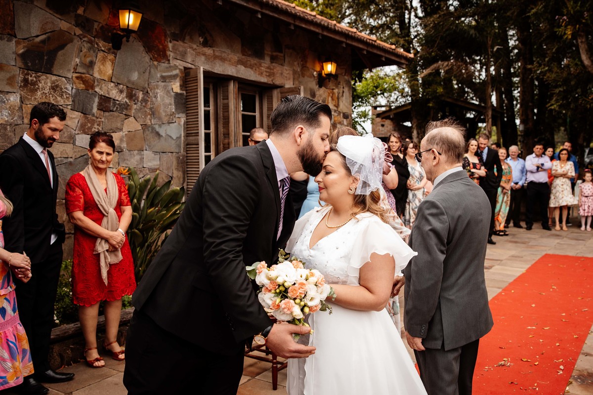 Aline Bortolini Fotografia
Fotógrafo no vale dos vinhedos
Case na Serra Gaúcha
casamento em Garibaldi 