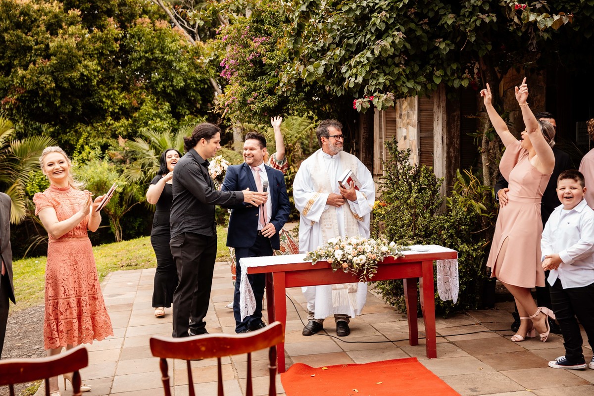 Aline Bortolini Fotografia
Fotógrafo no vale dos vinhedos
Case na Serra Gaúcha
casamento em Garibaldi 