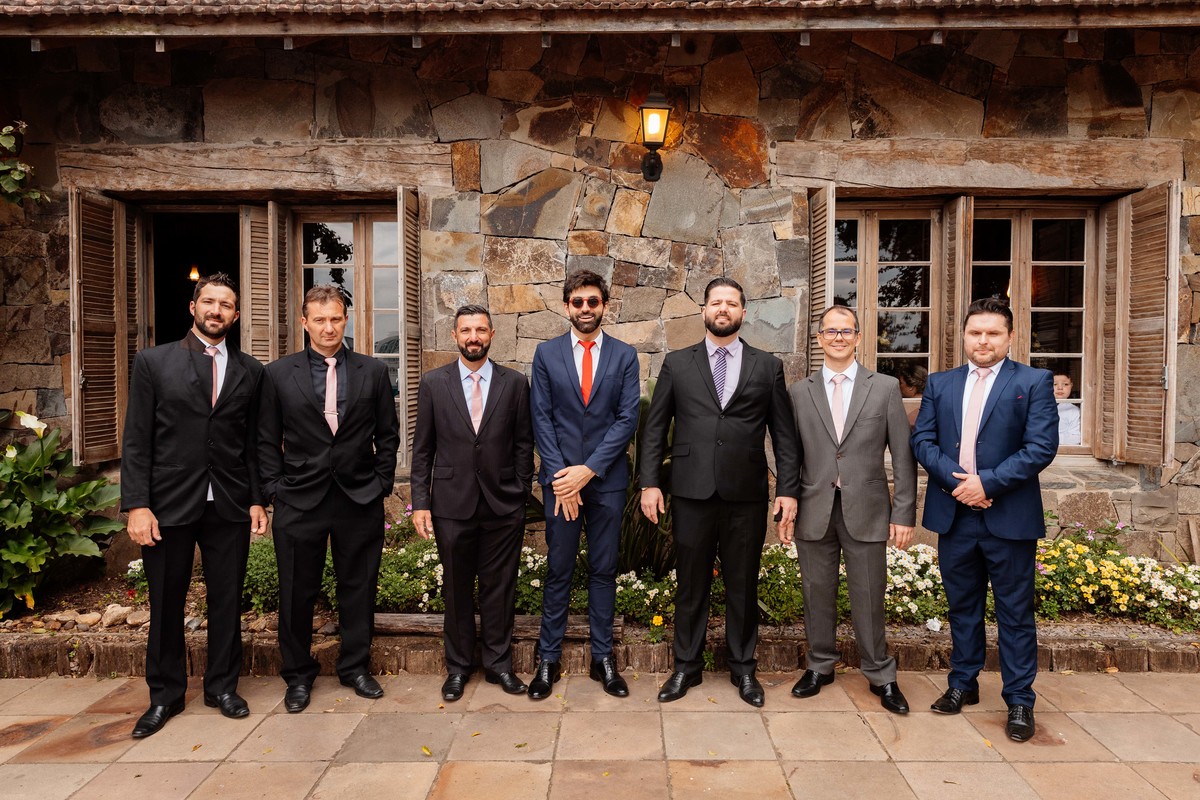 Aline Bortolini Fotografia
Fotógrafo no vale dos vinhedos
Case na Serra Gaúcha
casamento em Garibaldi 