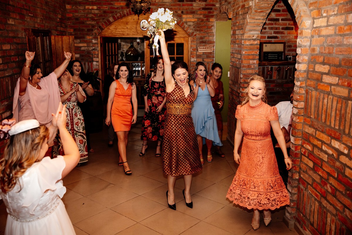 Aline Bortolini Fotografia
Fotógrafo no vale dos vinhedos
Case na Serra Gaúcha
casamento em Garibaldi 