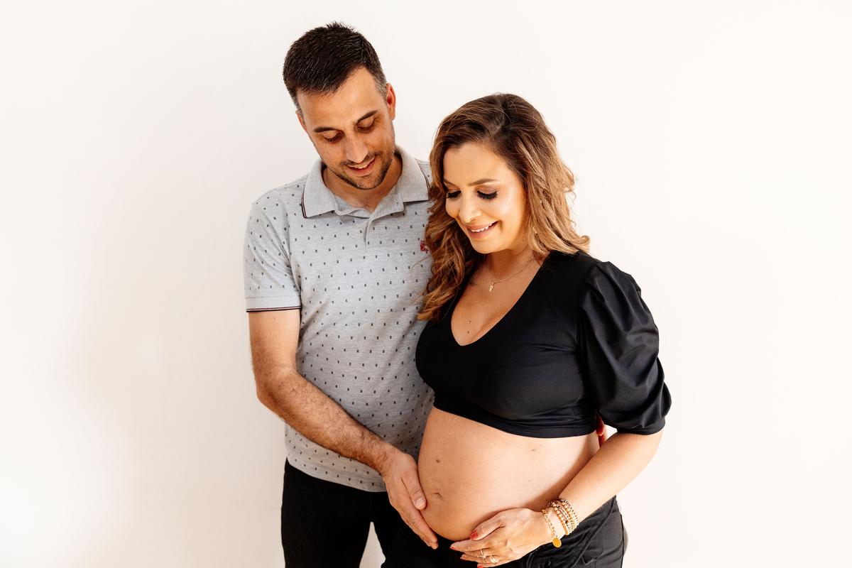 Ensaio Gestante Gestação  Bebê à Bordo Fotografia de gestante Fotógrafos em Garibaldi Fotografia em garibaldi Aline Bortolini Aline Bortolini Fotografia Fotografia em Bento Gonçalves Doce espera Fotografia no vale dos vinhedos Mãe de menino família