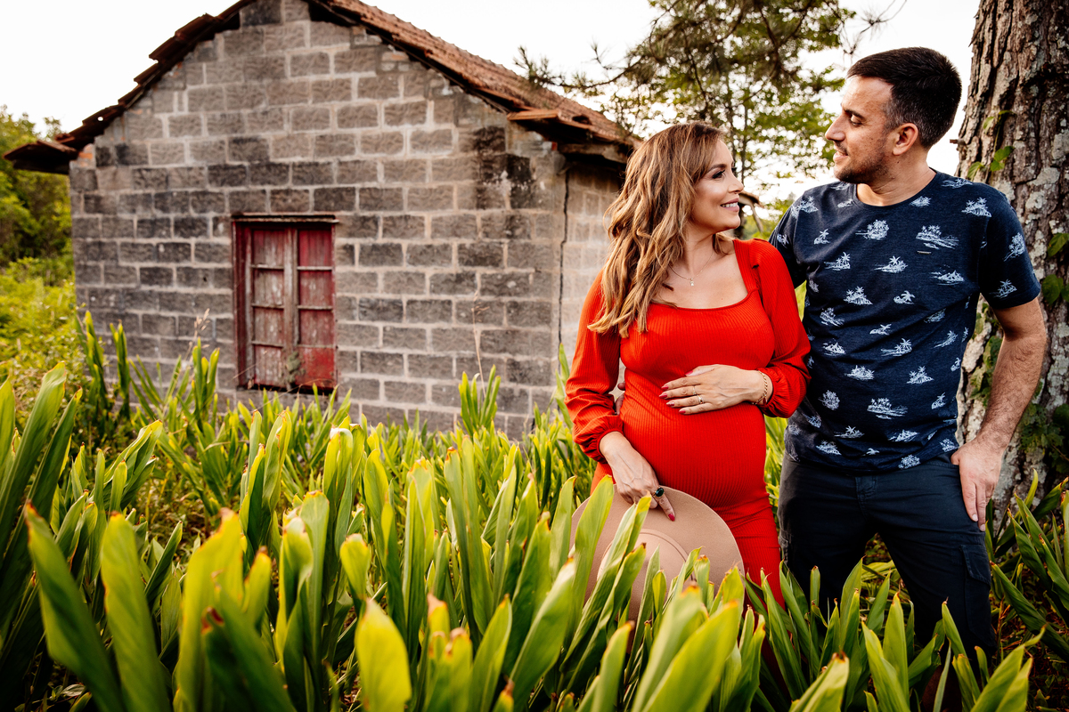 Ensaio Gestante Gestação  Bebê à Bordo Fotografia de gestante Fotógrafos em Garibaldi Fotografia em garibaldi Aline Bortolini Aline Bortolini Fotografia Fotografia em Bento Gonçalves Doce espera Fotografia no vale dos vinhedos Mãe de menino família
