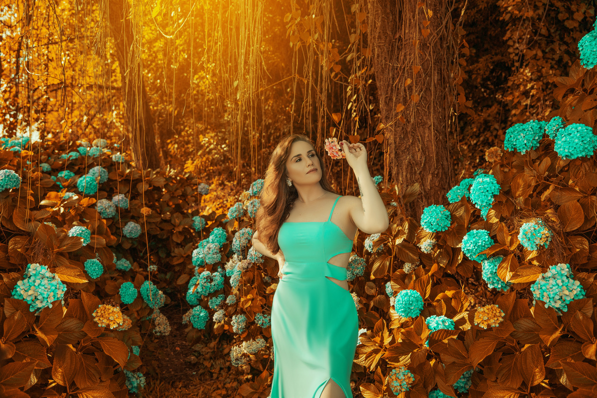 Aurora Cinabre Aline Botolini Elias Langer Aline Bortolini Fotografia Ensaio Onírico Tons quentes Ensaio fotográfico Ensaio externo Sessão de fotos Fotografia Fotógrafos em Garibaldi Garibaldi Serra Gaúcha Ensaio feminino Vale dos vinhedos Projeto de foto