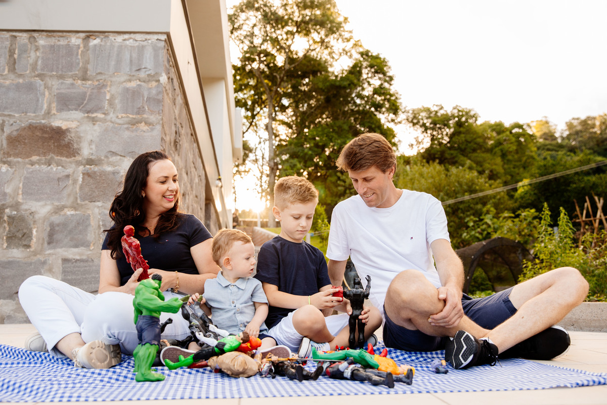 crianças infantil aline bortolini fotografia fotógrafa em garibaldi fotografia garibaldi fotografia externa fotos em família fotografia infantil vale dos vinhedos serra gaúcha porto seguro amor e afeto Essência porto seguro, virtudes, lar, família 