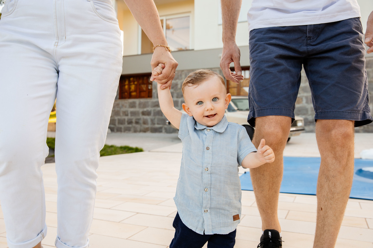 crianças infantil aline bortolini fotografia fotógrafa em garibaldi fotografia garibaldi fotografia externa fotos em família fotografia infantil vale dos vinhedos serra gaúcha porto seguro amor e afeto Essência porto seguro, virtudes, lar, família 