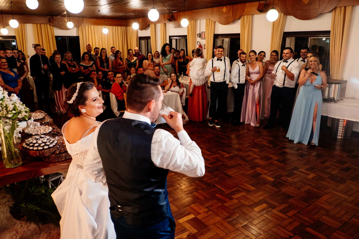 Aline Bortolini Fotografia
Fotógrafo no vale dos vinhedos
Case na Serra Gaúcha
casamento em Garibaldi 