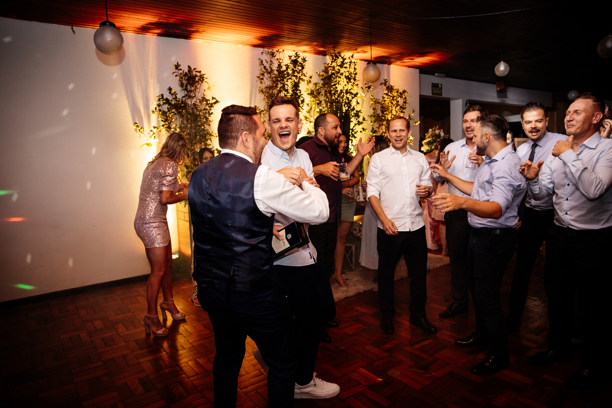 Aline Bortolini Fotografia
Fotógrafo no vale dos vinhedos
Case na Serra Gaúcha
casamento em Garibaldi 