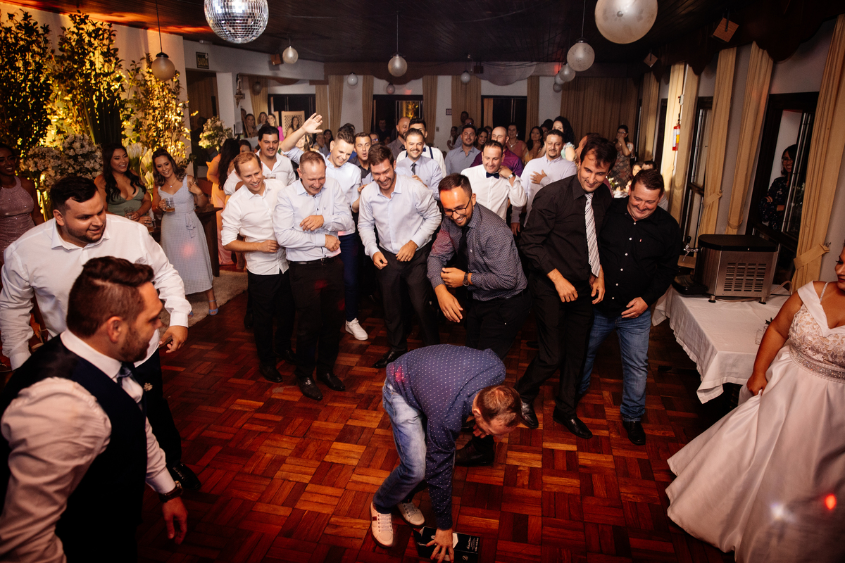 Aline Bortolini Fotografia
Fotógrafo no vale dos vinhedos
Case na Serra Gaúcha
casamento em Garibaldi 