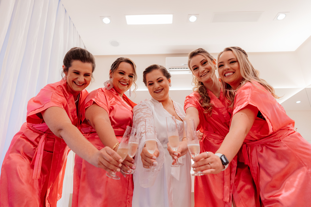 Aline Bortolini Fotografia
Fotógrafo no vale dos vinhedos
Case na Serra Gaúcha
casamento em Garibaldi 