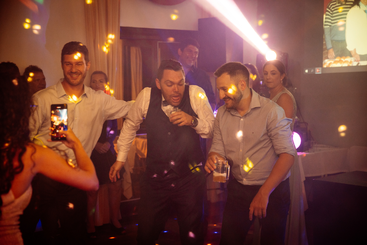 Aline Bortolini Fotografia
Fotógrafo no vale dos vinhedos
Case na Serra Gaúcha
casamento em Garibaldi 