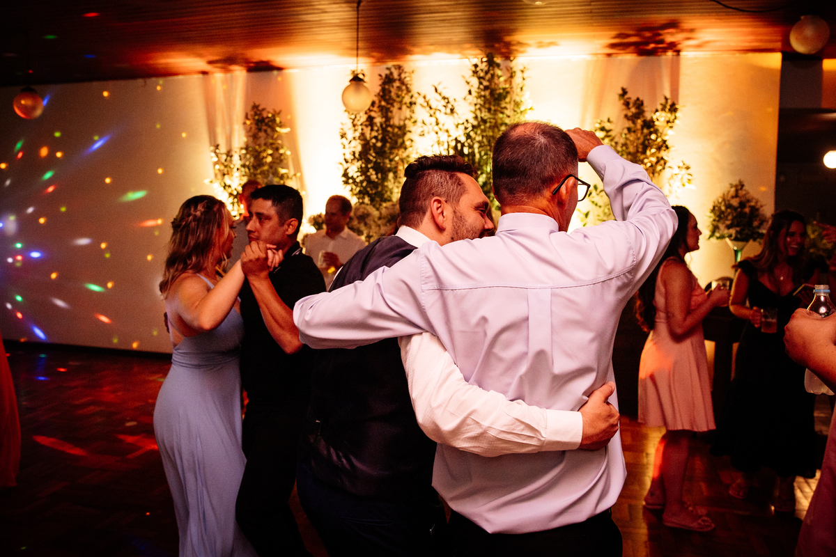Aline Bortolini Fotografia
Fotógrafo no vale dos vinhedos
Case na Serra Gaúcha
casamento em Garibaldi 