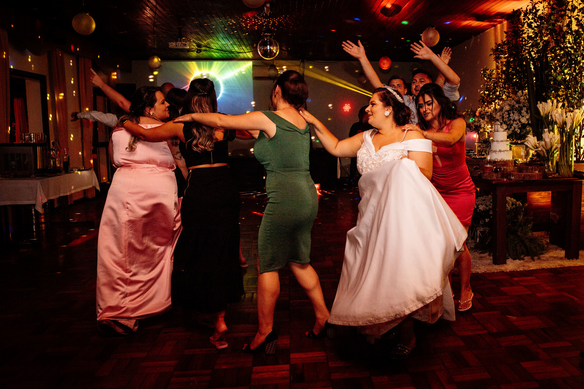 Aline Bortolini Fotografia
Fotógrafo no vale dos vinhedos
Case na Serra Gaúcha
casamento em Garibaldi 