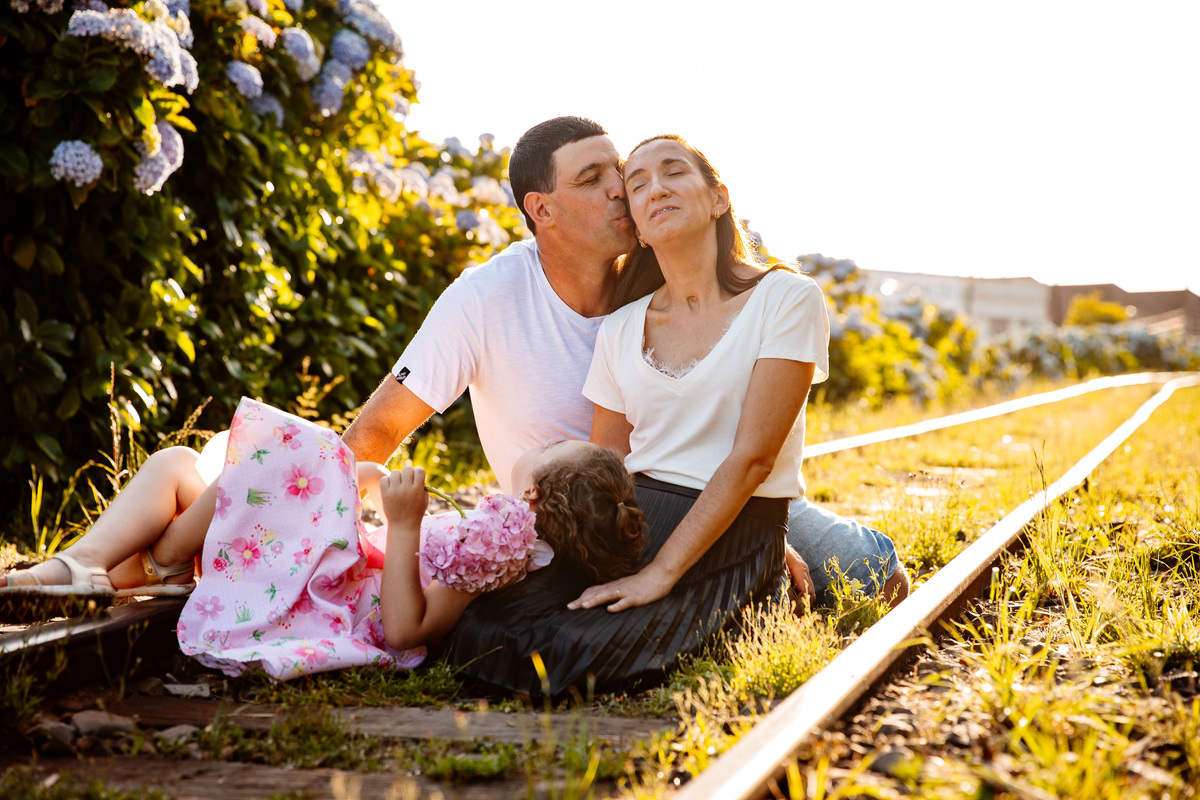 crianças infantil aline bortolini fotografia fotógrafa em garibaldi fotografia garibaldi fotografia externa fotos em família fotografia infantil vale dos vinhedos serra gaúcha porto seguro amor e afeto Essência porto seguro, virtudes, lar, família 