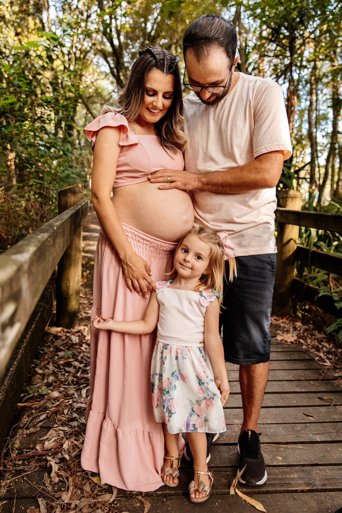 Ensaio Gestante Gestação  Bebê à Bordo Fotografia de gestante Fotógrafos em Garibaldi Fotografia em garibaldi Aline Bortolini Aline Bortolini Fotografia Fotografia em Bento Gonçalves Doce espera Fotografia no vale dos vinhedos Mãe de menino família
