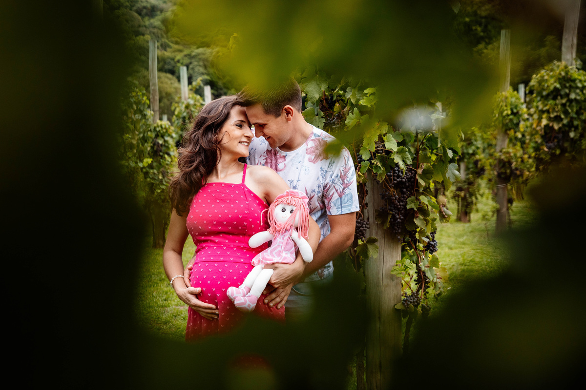 Ensaio Gestante Gestação  Bebê à Bordo Fotografia de gestante Fotógrafos em Garibaldi Fotografia em garibaldi Aline Bortolini Aline Bortolini Fotografia Fotografia em Bento Gonçalves Doce espera Fotografia no vale dos vinhedos Mãe de menino família
