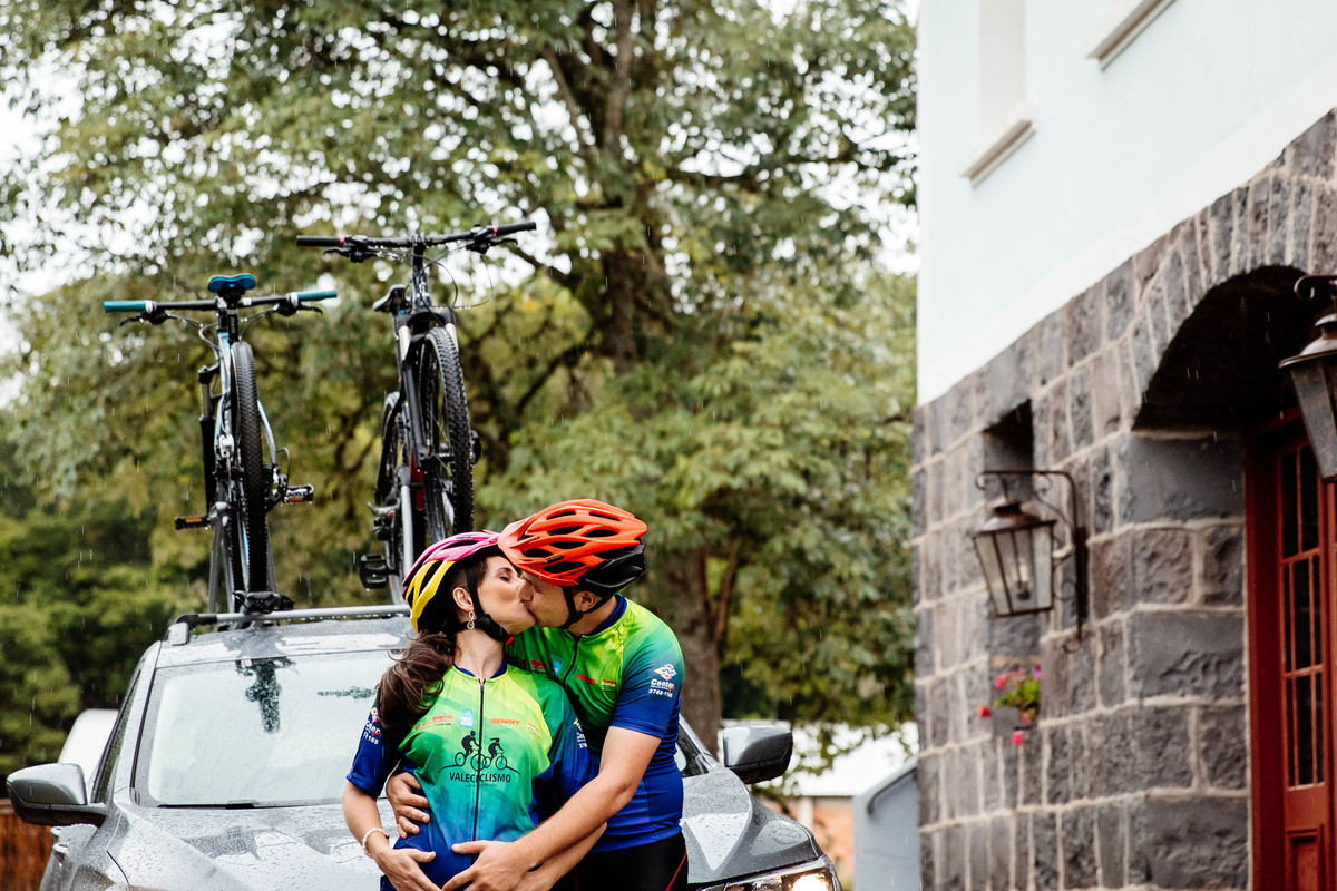 Ensaio Gestante Gestação  Bebê à Bordo Fotografia de gestante Fotógrafos em Garibaldi Fotografia em garibaldi Aline Bortolini Aline Bortolini Fotografia Fotografia em Bento Gonçalves Doce espera Fotografia no vale dos vinhedos Mãe de menino família