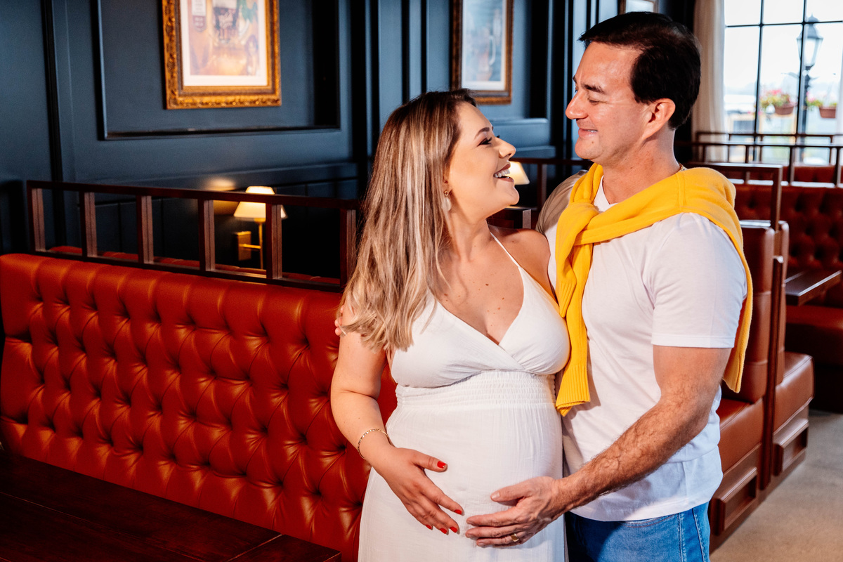 Ensaio Gestante Gestação  Bebê à Bordo Fotografia de gestante Fotógrafos em Garibaldi Fotografia em garibaldi Aline Bortolini Aline Bortolini Fotografia Fotografia em Bento Gonçalves Doce espera Fotografia no vale dos vinhedos Mãe de menino família