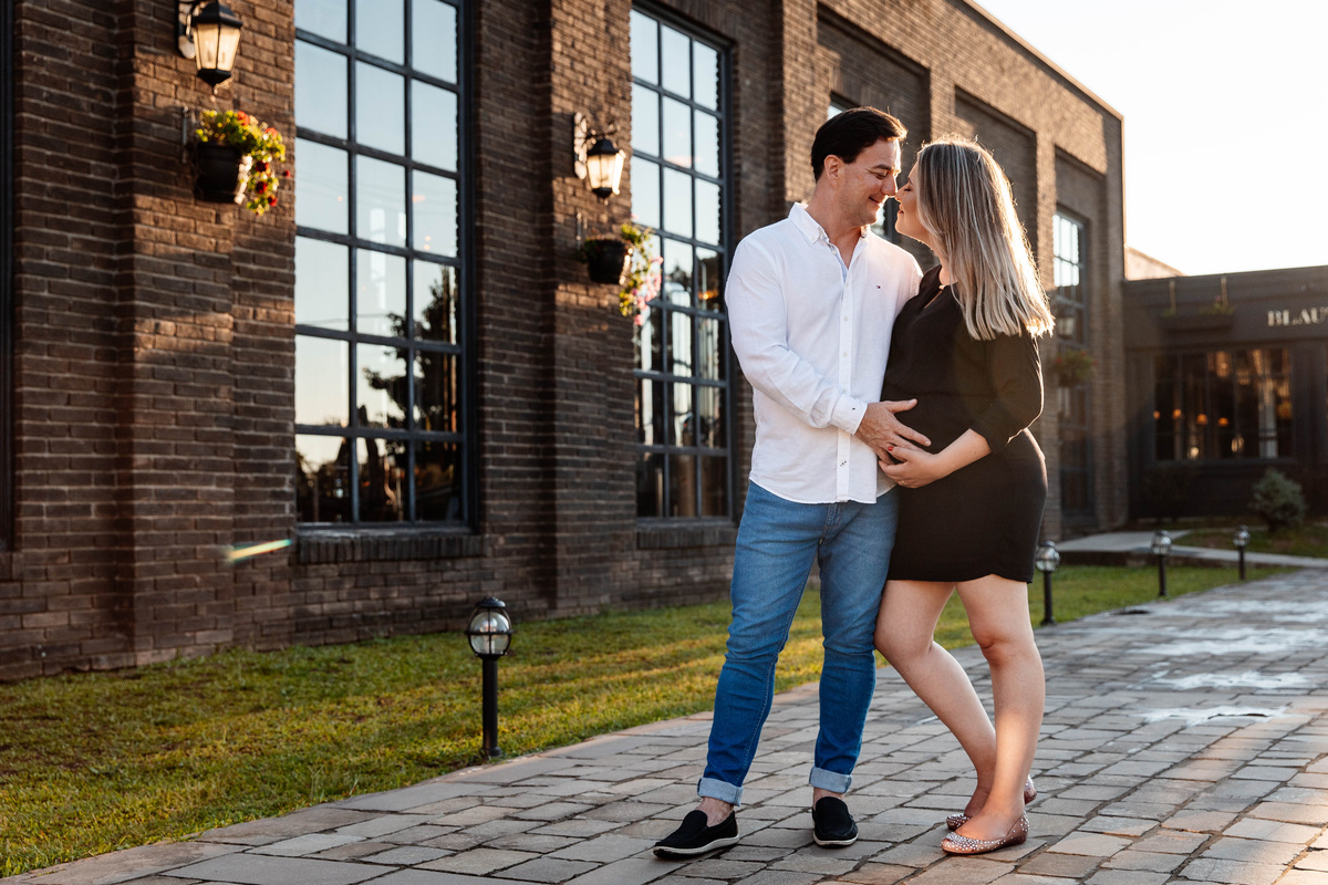 Ensaio Gestante Gestação  Bebê à Bordo Fotografia de gestante Fotógrafos em Garibaldi Fotografia em garibaldi Aline Bortolini Aline Bortolini Fotografia Fotografia em Bento Gonçalves Doce espera Fotografia no vale dos vinhedos Mãe de menino família