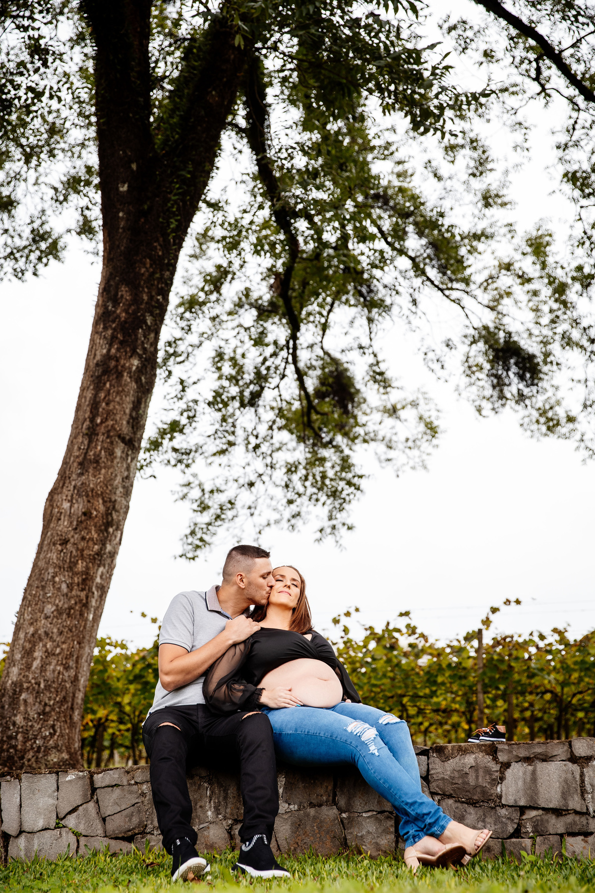 Ensaio Gestante Gestação  Bebê à Bordo Fotografia de gestante Fotógrafos em Garibaldi Fotografia em garibaldi Aline Bortolini Aline Bortolini Fotografia Fotografia em Bento Gonçalves Doce espera Fotografia no vale dos vinhedos Mãe de menino família