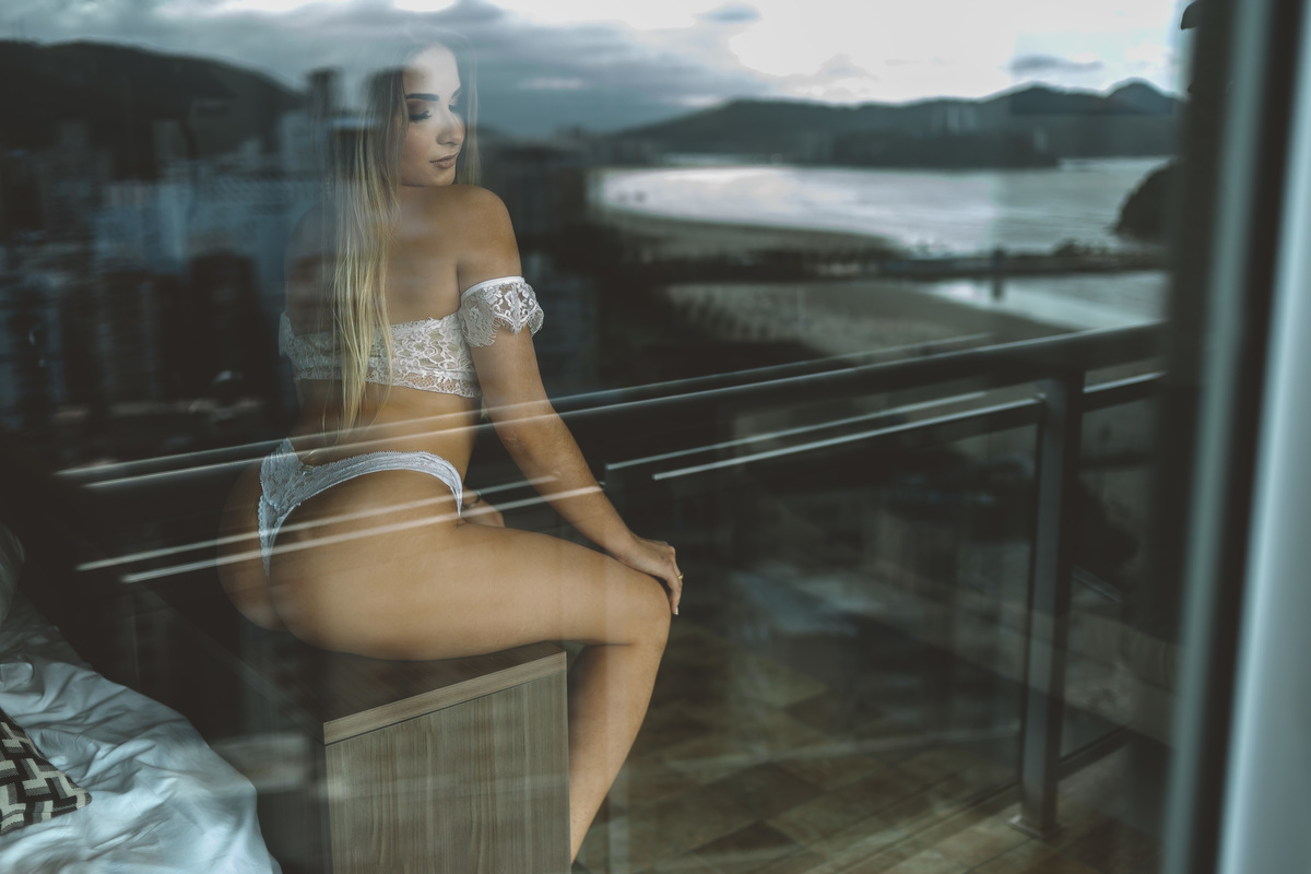 ensaio-sensual-sp-santos-fotografo-sao-paulo-reflexo-janela